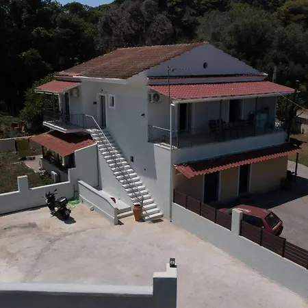 Daire Tereza's Charming House Kontogialos