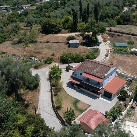 Апартаменты Tereza's Charming House Kontogialos
